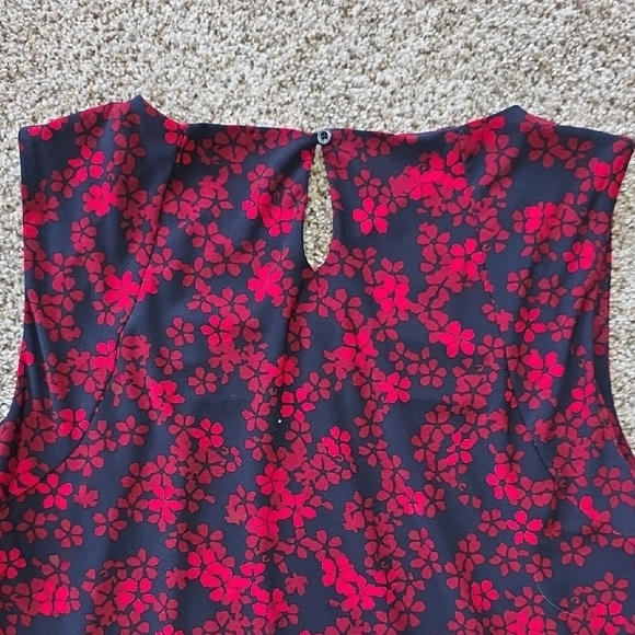 Tommy Hilfiger Black and Red Floral Sleeveless Top - Picture 5 of 5